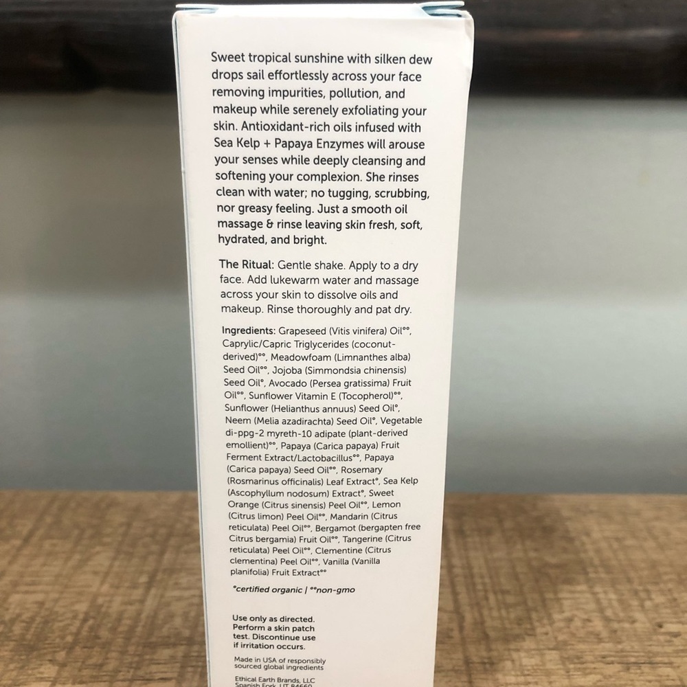 Sunshine Dew Antioxidant Cleansing Oil - NWOT - Picture 4 of 5